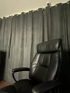 Snapshot of AmalliaJade chatting on February 27, 3:45 pm AmalliaJade online show from February 27, 3:45 pm