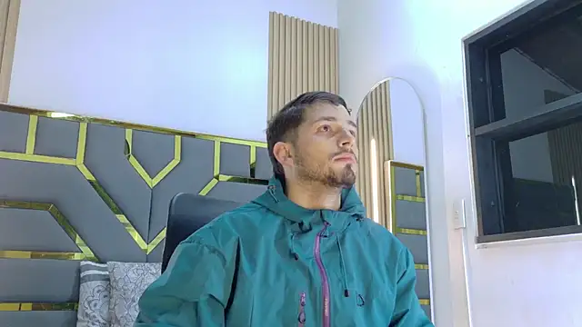 Snapshot of NICK_MOSS_ chatting on February 24, 11:08 am NICK MOSS online show from February 24, 11:08 am