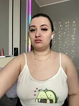 lipsi vikki online show from February 25, 7:40 am