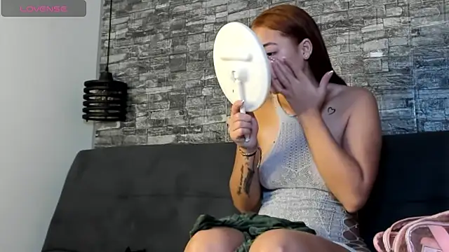 Snapshot of ASHLEY_COLLINS1 chatting on February 11, 12:54 pm ASHLEY COLLINS1 online show from February 11, 12:54 pm