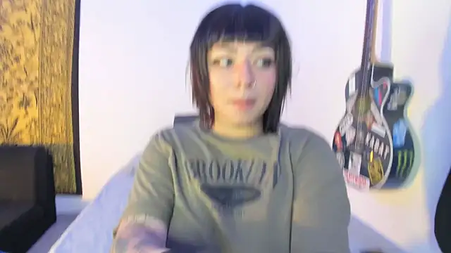 Aria x Orien  online show from May 26, 8:38 pm