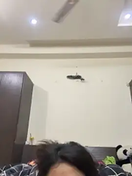 raavigirl online show from March 19, 2:37 am