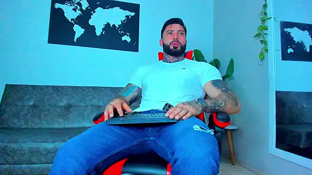 Alessrose online show from March 13, 7:31 pm