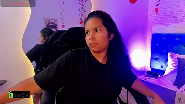 Dulcecooper1 online show from February 15, 8:27 pm