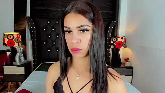 Snapshot of Makeyla_Fox_ chatting on February 24, 1:09 pm Makeyla Fox online show from February 24, 1:09 pm