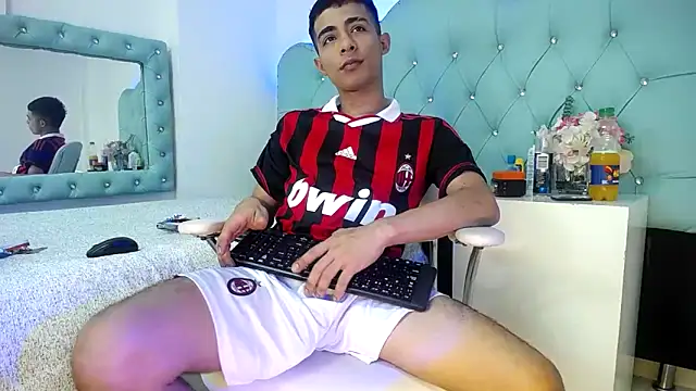 Apolo Richards online show from March 20, 7:41 pm