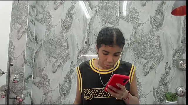 TaylorJade  online show from March 3, 11:10 pm