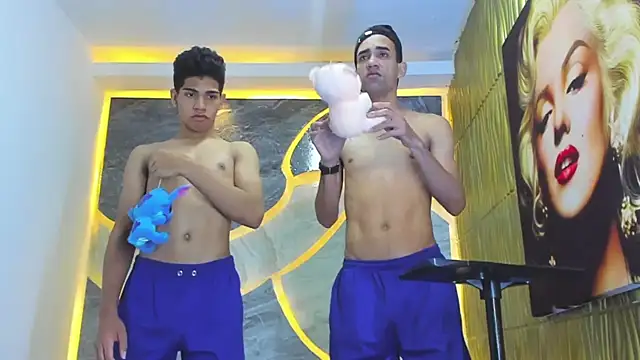 Snapshot of couplehot_sex_ chatting on February 27, 8:58 am couplehot sex online show from February 27, 8:58 am