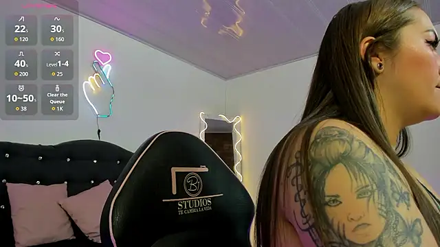 Snapshot of LUNAKITTY_TAY chatting on February 27, 11:32 am LUNAKITTY TAY online show from February 27, 11:32 am