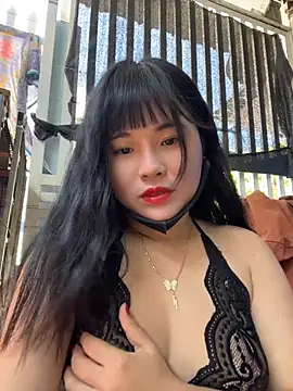 Lewd couple online show from May 22, 2:30 am