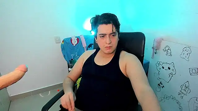 Snapshot of SmoothBear_ chatting on February 12, 11:55 pm SmoothBear online show from February 12, 11:55 pm