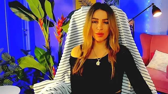 Snapshot of KrisWillis chatting on February 27, 12:49 pm KrisWillis online show from February 27, 12:49 pm