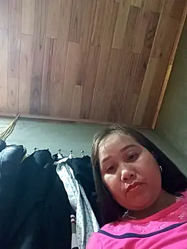 Snapshot of sigmasia chatting on February 13, 2:02 pm sigmasia online show from February 13, 2:02 pm