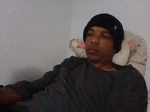 Snapshot of lavelle26 chatting on February 14, 7:21 pm lavelle26 online show from February 14, 7:21 pm