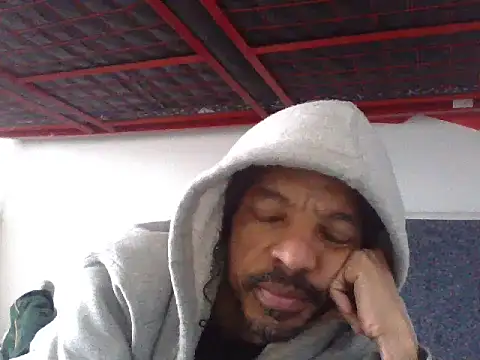 Snapshot of lavelle26 chatting on March 15, 9:48 am lavelle26 online show from March 15, 9:48 am