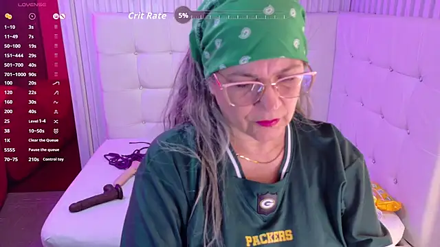 Snapshot of _Missevie chatting on February 16, 3:02 am Missevie online show from February 16, 3:02 am