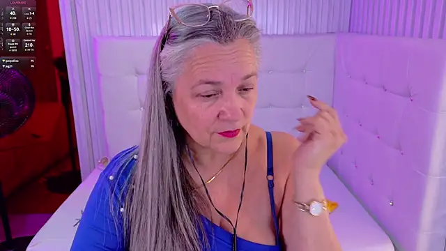 Snapshot of _Missevie chatting on February 19, 3:46 am Missevie online show from February 19, 3:46 am