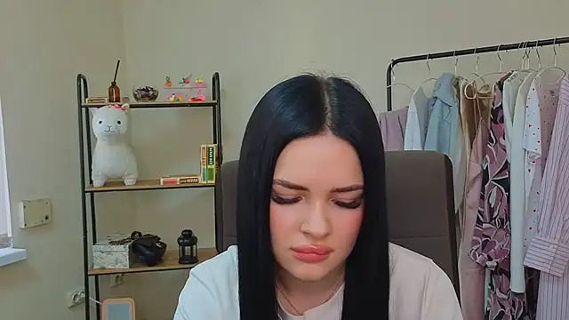 JenniferHowardd online show from February 10, 11:14 am