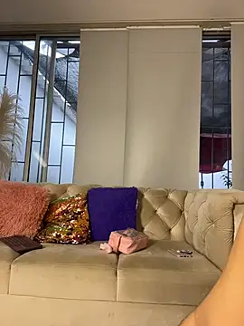 Emily Harpeer online show from July 12, 11:45 am