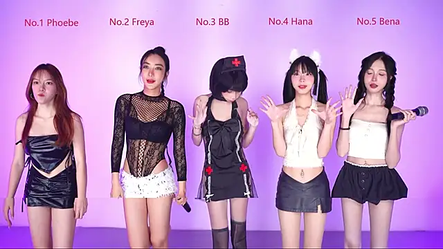 Snapshot of Believe-girl chatting on March 11, 12:11 pm Believe-girl online show from March 11, 12:11 pm