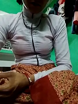 Komal4050 online show from May 13, 5:49 am