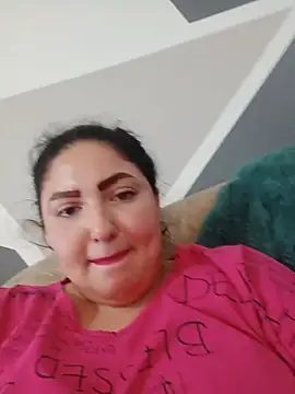 Snapshot of Amber_Sinn chatting on July 13, 8:28 am Amber Sinn online show from July 13, 8:28 am