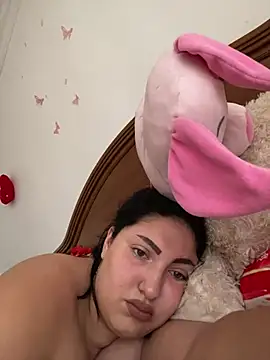 Snapshot of Amber_Sinn chatting on July 16, 7:14 am Amber Sinn online show from July 16, 7:14 am