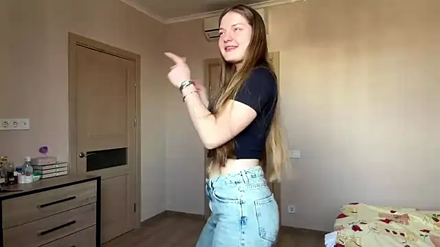 Milayouknow online show from March 25, 9:15 am