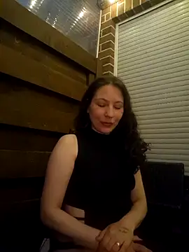 Lolahottele online show from June 6, 8:24 pm