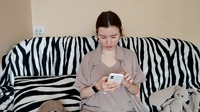 LanitaHemple online show from April 2, 6:11 am