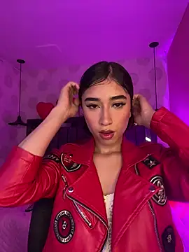 Snapshot of alahia_pink chatting on March 1, 4:14 am alahia pink online show from March 1, 4:14 am