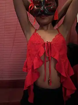 Snapshot of LadyKitsune chatting on February 15, 5:26 am LadyKitsune online show from February 15, 5:26 am