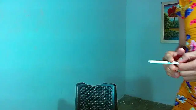 Snapshot of salisa28cm chatting on February 22, 8:18 pm salisa28cm online show from February 22, 8:18 pm