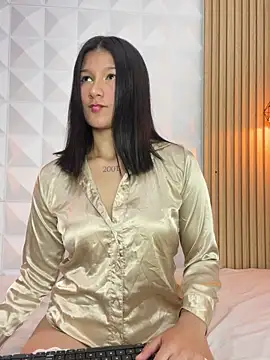 Snapshot of _HIKARII_ chatting on February 9, 7:40 pm HIKARII online show from February 9, 7:40 pm