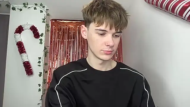 YourMilkyGuy online show from February 10, 4:22 pm