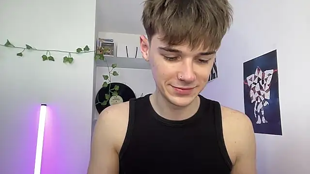 YourMilkyGuy online show from March 31, 3:34 pm