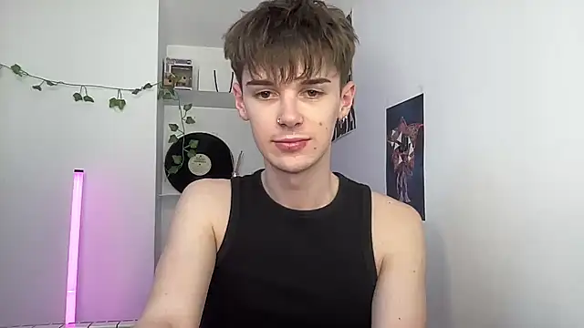 YourMilkyGuy online show from May 30, 4:04 pm