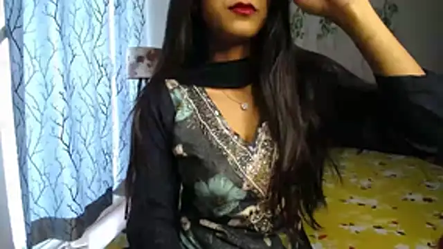 Snapshot of _Shanvii_ chatting on April 9, 6:30 am Shanvii online show from April 9, 6:30 am