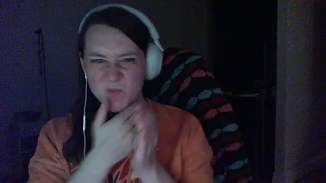 Snapshot of SpaceyLacey chatting on February 24, 5:16 am SpaceyLacey online show from February 24, 5:16 am
