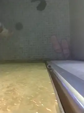 Snapshot of Flakotte chatting on April 11, 5:34 am Flakotte online show from April 11, 5:34 am