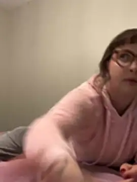 bunnionline online show from February 8, 6:28 am