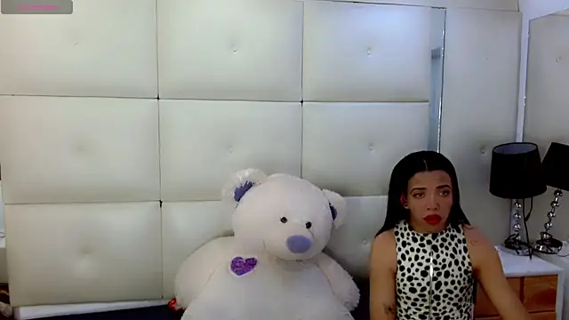 isahotx online show from February 25, 3:49 am