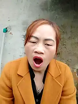 Snapshot of Nhoccon90 chatting on February 7, 8:40 am Nhoccon90 online show from February 7, 8:40 am