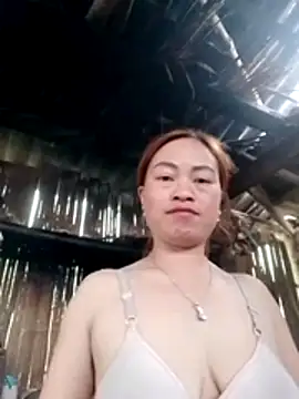 Snapshot of Nhoccon90 chatting on February 20, 3:36 am Nhoccon90 online show from February 20, 3:36 am