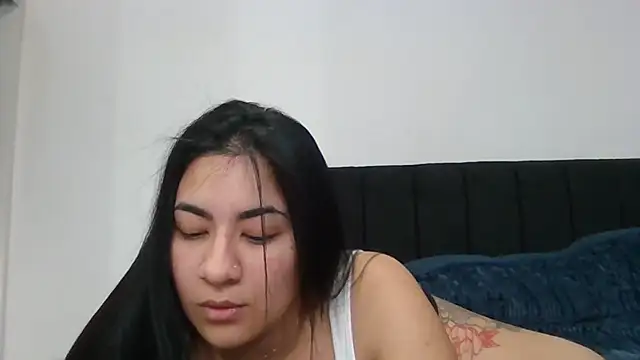 Agusgold22 online show from May 15, 1:51 pm