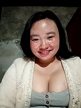 lisn-cute online show from February 17, 8:44 am