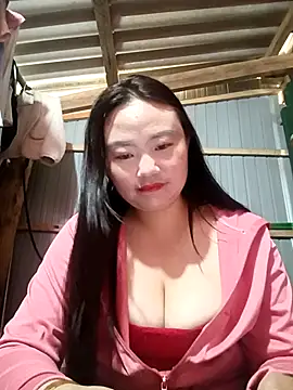 lisn-cute online show from April 18, 2:59 am