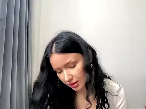 JoanGold online show from March 19, 8:18 am