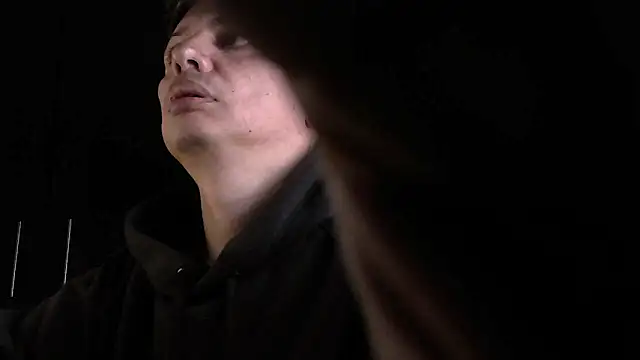 Snapshot of Thommas8a chatting on February 17, 3:58 am Thommas8a online show from February 17, 3:58 am