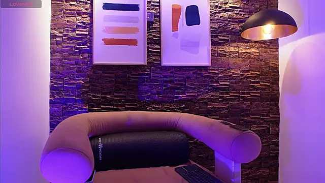 Celeste Cole online show from February 20, 11:54 am